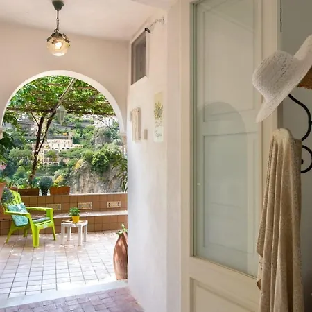 Casa La Bifora 펜션 포지타노
